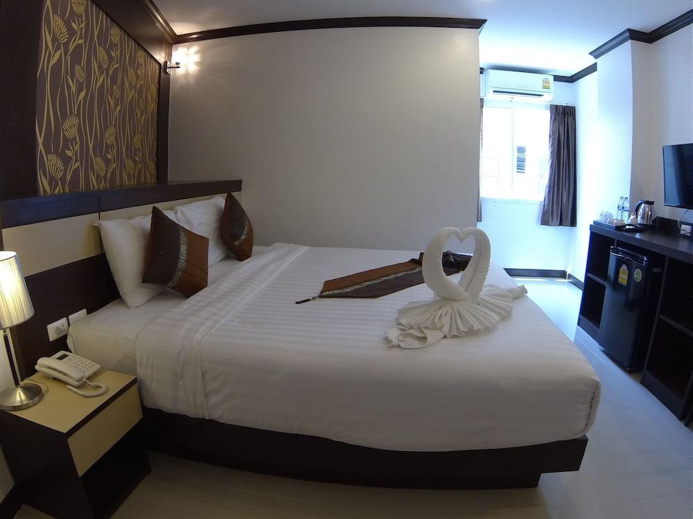 Hotel Patong Mansion - Sha Certified Exterior foto